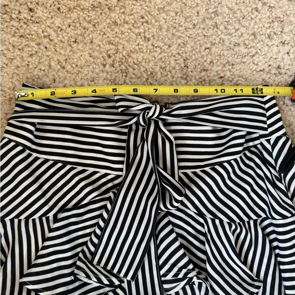 Express Black and White Striped‎ Ruffle Mini Skirt with adjustable tie Y2K style